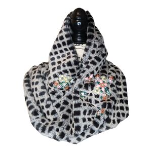 NWT Anthropologie Remy Faux Fur With Beads Decor Scarf